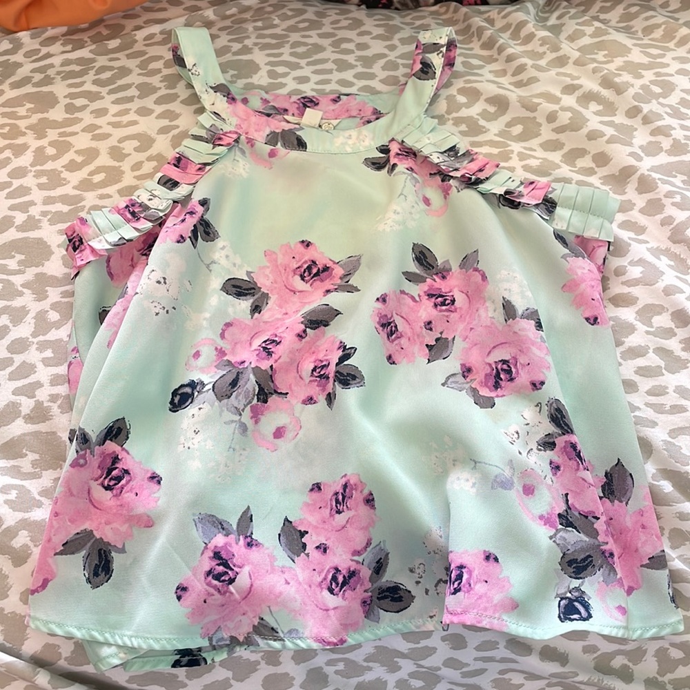 Maddie by Dillards Tank Top